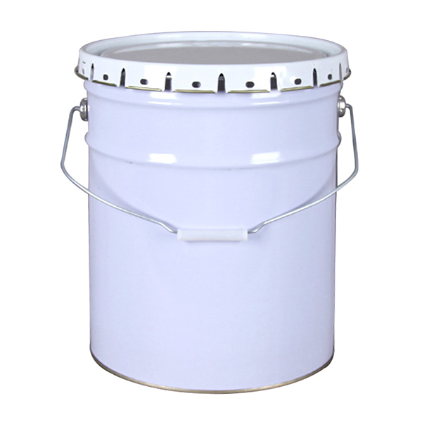Iron bucket with lid